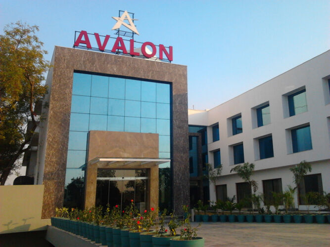 Avalon Hotel1