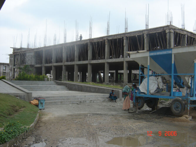 Karnavati School of Dentistry 4